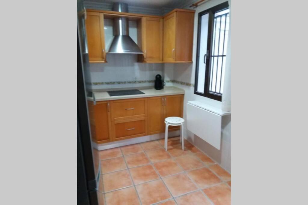 Appartamento Vivienda Adosada A 150m De La Playa + Patio + Wifi
