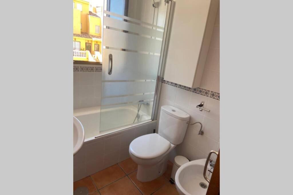 Vivienda Adosada A 150m De La Playa + Patio + Wifi Apartment